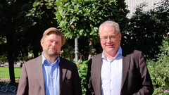 Mika Nilsson, Turvata Oy:n toimitusjohtaja (vas.) sekä Thomas Sparring, Dafo Brand Ab:n toimitusjohtaja ja omistaja.