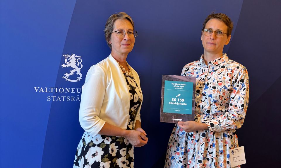 Sari Essayah ja Heidi Kivekäs Animalia