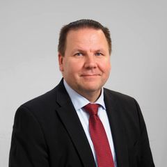 johtaja Esa Niemi, Niemi Palvelut Oy