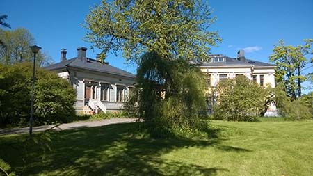 Mejlans unika villastadsdel har betjänat stadsborna på många sätt som rekreationsområde. Nu söks det efter idéer för upplivning av området vid Mejlans gård så att det kan användas av stadsbor och turister. Huvudbyggnaden på Mejlans gård byggdes c. år 1800 och är det äldsta huset i villaområdet