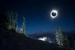 Kategoria: RAW I Kuvaaja: Noah Wetzel I Urheilija: Chris Brule I Lokaatio: Teton Valley, WY, USA