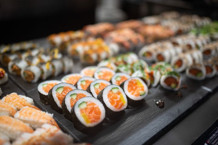 Itsudemon sushibaarissa sushia valmistetaan seitsemänä päivänä viikossa.
