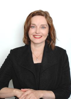 Neurokirurgian erikoislääkäri, LL Maija Lahtinen (kuva Seija Leskelä).