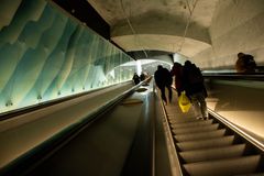 Kuvituskuva liukuportaista metroasemalla. Kuva: Kaupunkiliikenne Oy, Anne Kämppi