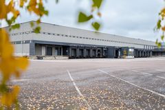 S-ryhmä avaa automaatioavusteiset ruoan keräilykeskukset vuoden 2024 aikana. Kuvassa HOK-Elannon tuleva automaatiokeskus Vantaalla. Kuva: Lari Lappalainen