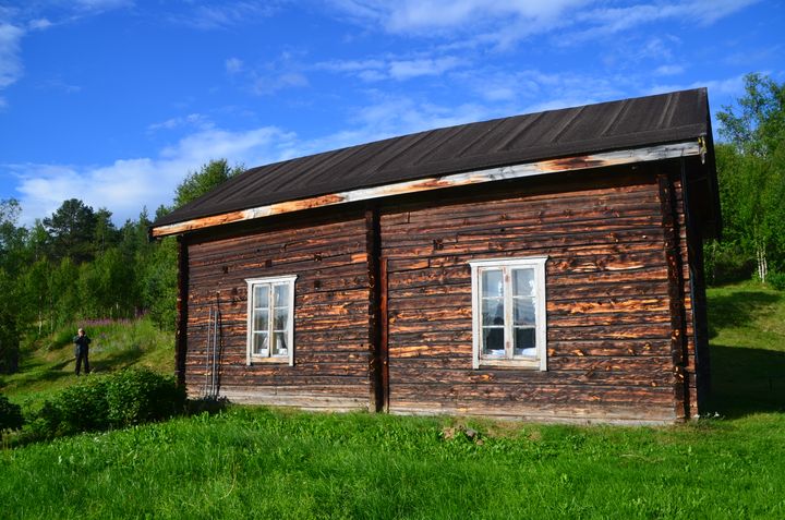 Vanha rakennus Utsjoella. Kuva: Marjut Kokko.