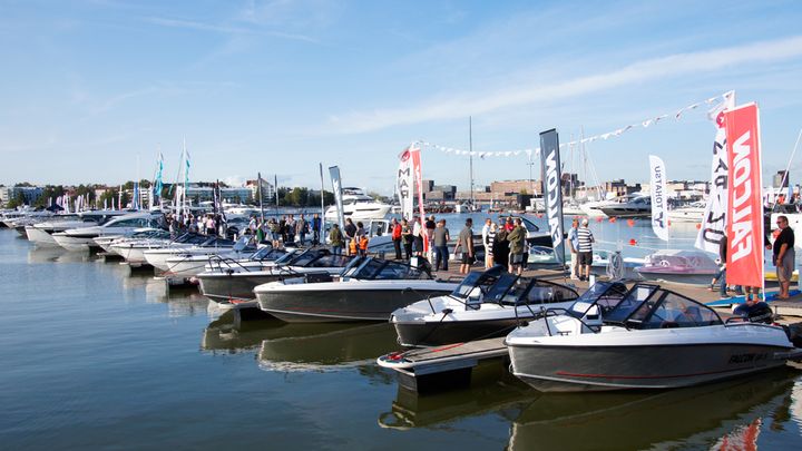 Helsinki Boat-Afloat Show was held in Lauttasaari.