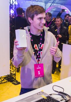 The world's first Jolla buyer, 18 year old Henri Huttunen from Espoo Finland.