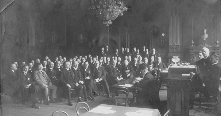 Suomen Messut Osuuskunnan perustamiskokous 19.10.1919.