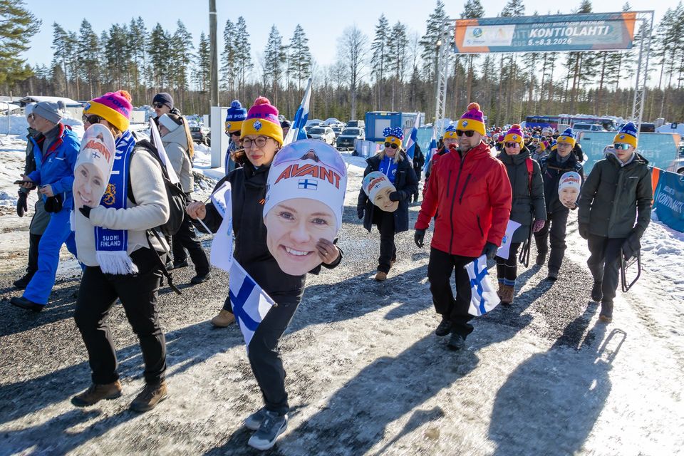 Joutsan Pommin porukkaa Esa Kinnunen