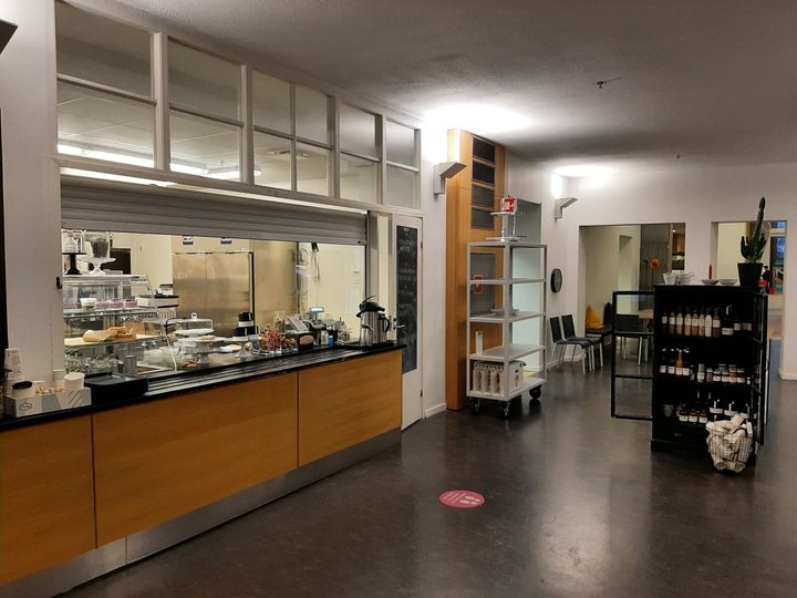 Cafélokaler finns i Vasa huvudbibliotek. Bild: Vasa stad.