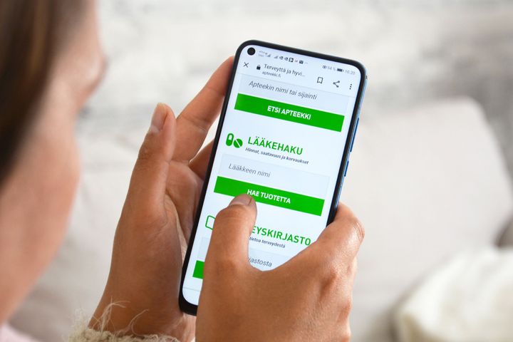 Apteekki.fi-sivun Lääkehaku etsii lähimmän apteekin, jossa haluamaasi lääkettä on juuri sillä hetkellä varastossa. Julkaisuvapaa kuva Apteekkariliitto / Taru Vanhala
