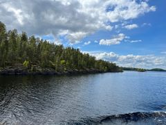 Järvimaisema. Kuva vapaasti julkaistavissa.