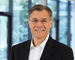 Dr. Karl Lamprecht, CEO Carl Zeiss AG (© ZEISS)