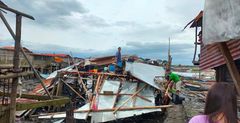 Förödelse i staden Bacolod efter tyfonen Rai.  Bild: Philippine Red Cross
