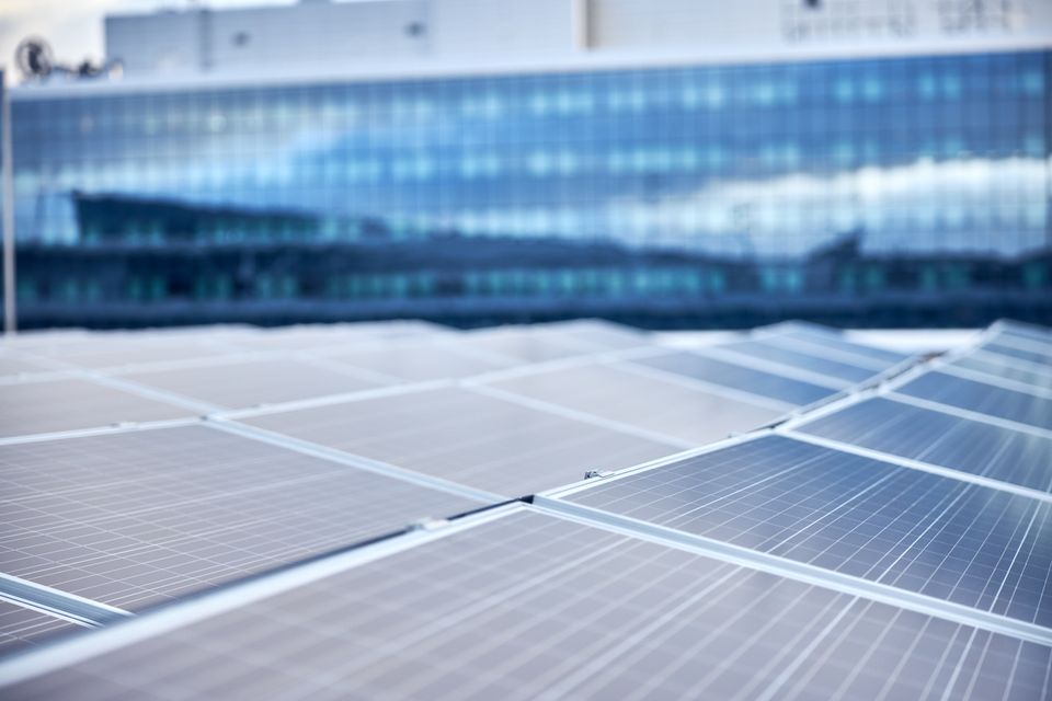 helsinki_airport_west_pier_solar_panel_14