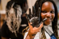 Creatures of Metsola, 2021. Artist Laura Merz and a group of local children from Espoo have created animal-themed illustrations to decorate the construction hoarding around the new Metsola day-care centre in Tapiola. Image: Paula Virta / EMMA – Espoo Museum of Modern Art.