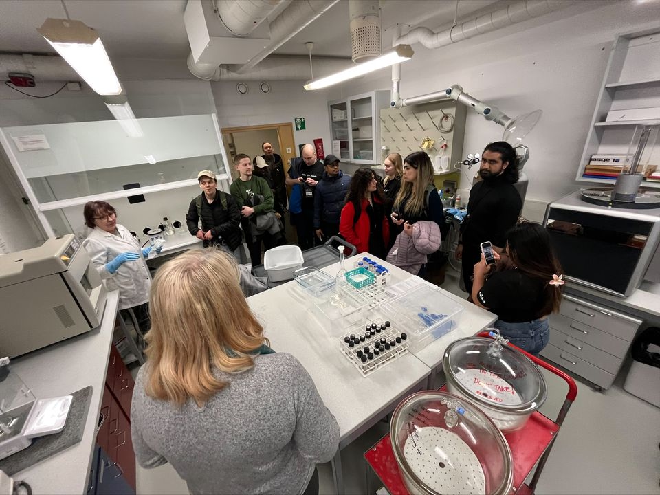 Kuva labrakierrokselta Mikko Järvilehto