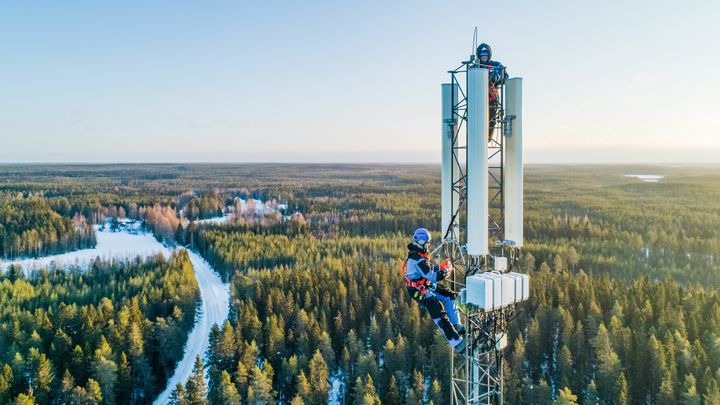 DNA:n virtuaaliset privaattiverkot toimivat ohjelmisto-ohjatusti olemassa olevan 5G-verkon päällä. Kuva: DNA