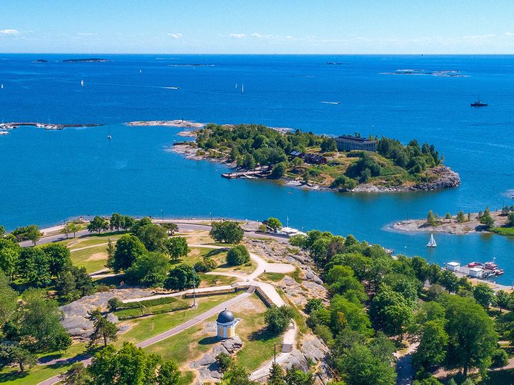 Kaivopuiston ranta. Kuva: Helsinki Marketing / Omar El Mrabt