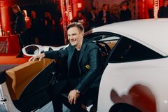 Ferrarin kilpailuhistorian pitkäaikaisin kisakuljettaja Toni Vilander on  suomalaisen Luxury Collection Automobiles -autotalon osakas. Kuva: Wolfcom