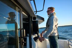 The cockpit can also be equipped with an optional outside steering position, making it easy to skipper the boat when alone or fishing.