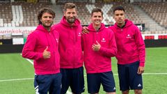 Kuvassa HJK:n pelaajat Perparim Hetemaj (vas.), Joona Toivio, Jukka Raitala ja Pyry Soiri.