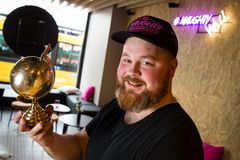 "Tiedostamme, että suomalaisen hampurilaiskulttuurin kulmakivi on muurattu Turussa ja täällä syötäneen maamme eniten hampurilaisia asukasta kohden." Kuva: Roni Lehti / Naughty BRGR