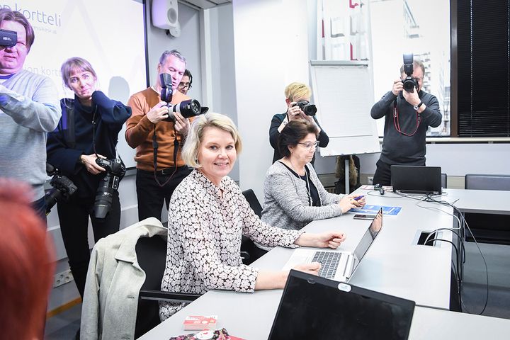 SuPerin edunvalvontajohtaja Anne Sainila-Vaarno ja puheenjohtaja Silja Paavola Kuntatalolla 14. tammikuuta 2020.