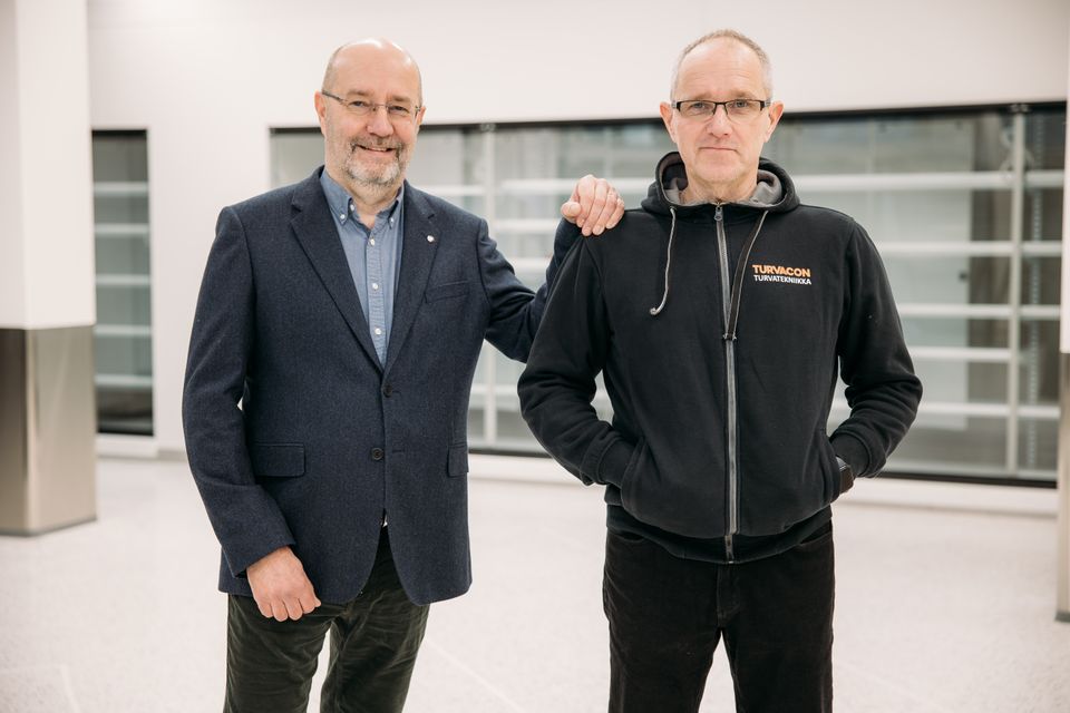 Hallituksen puheenjohtaja ja toimitusjohtaja 