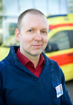 Hyksin ensihoidon linjajohtaja, ylilääkäri Markku Kuisma. Kuva: HUS/Mikko Hinkkanen.