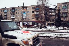 Punaisen Ristin kansainvälinen komitea on ollut paikalla Ukrainassa koko konfliktin ajan, vuodesta 2014 lähtien. KUVA: MAXIM DONDYUK / PUNAISEN RISTIN KANSAINVÄLINEN KOMITEA