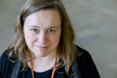 Anna Biström har analyserat Eva Dahlgrens lyrik.