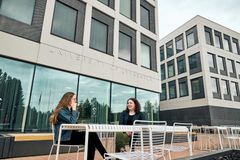 Hakijamäärä avoimen väylältä Jyväskylän yliopistoon kaksinkertaistui viime vuoteen verrattuna.