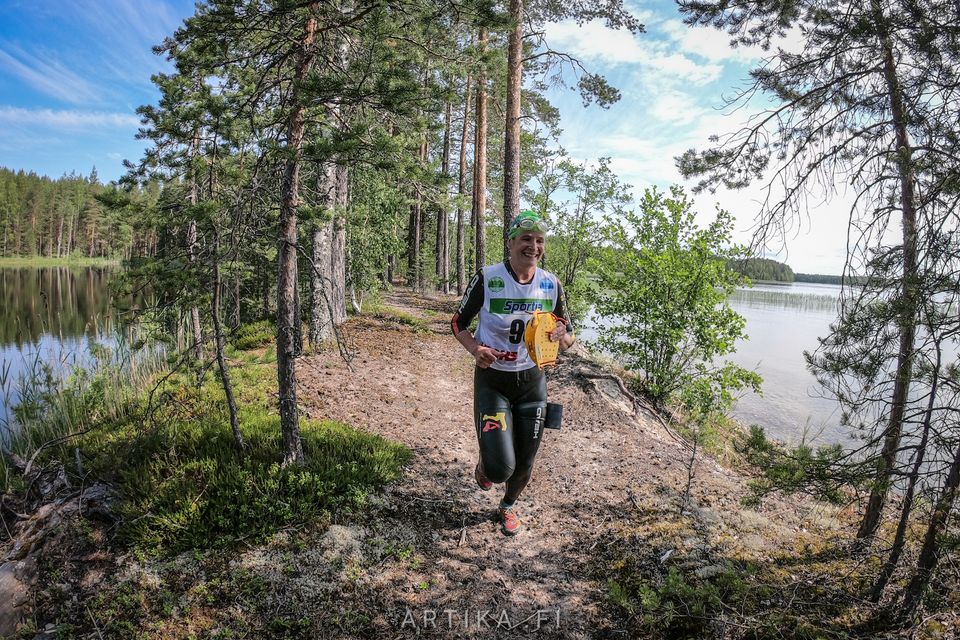 Puruvesi SwimRun niemessä juoksua