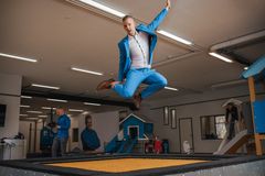 Vuoden nuori yrittäjä 2020 -finalisti Tomi Mäkilä. Kuva: Tapio Auvinen. Kuva vapaasti käytettävissä.