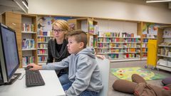 Palvelutorilla sijaitsevassa Ison Omenan kirjastossa asioi viime vuonna yli 1,3 miljoonaa asiakasta, mikä nosti sen Suomen vilkkaimmaksi kirjastoksi. (Kuva: Olli Häkämies)