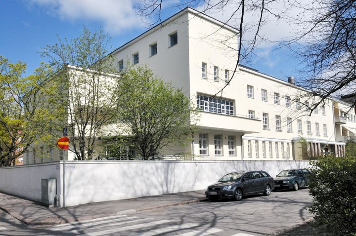 Folkhälsanin päärakennus Topeliuksenkatu 20:ssä Helsingissä.
