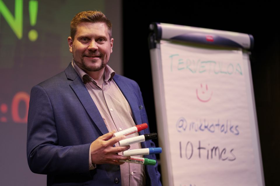 Rahataidon valmentaja Mikko Sjögren
