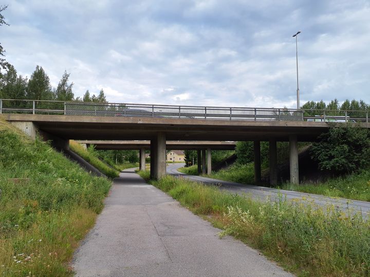 Räckhals överfarter repareras under sommaren.