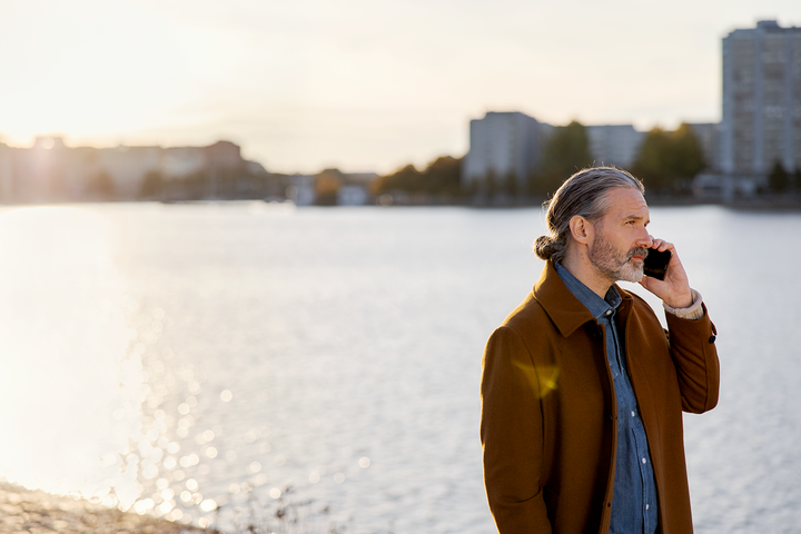 Digitalisaatio ja työelämän murros muuttavat myyjien ja markkinoijien työurakaavaa sekä luo vaateen uuden oppimisesta yhä kiihtyvämmällä tahdilla.