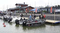 At the fishing pier of Alandia Marine Insurance located right near the entrance there are as many as 18 fishing boats on show, each equipped and accessorised to a high standard.