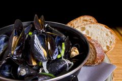 Simpukkalahjakortilla saa Rikhard von Trappen suositut simpukka-annokset kaksi yhden hinnalla.