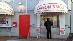 Perinteistä grillikulttuuria vaaliva Vaakon Nakki juhlii syntymäpäiviään 25.-28.4. synttäritarjouksin. Kuva: Vaakon Nakki