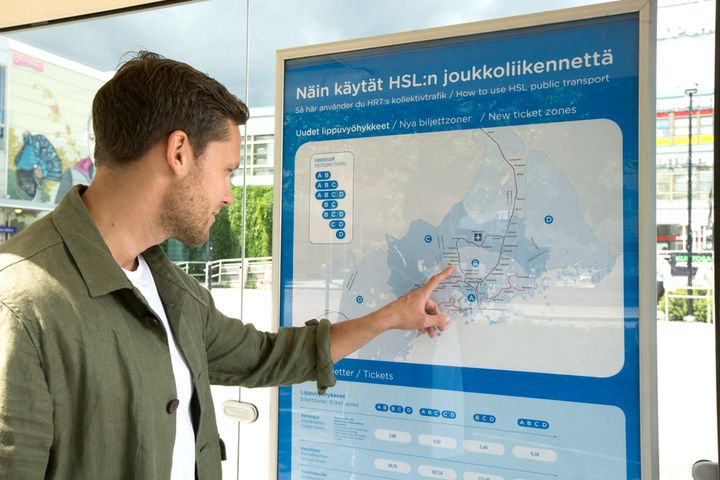 HSL-alue on jaettu neljään vyöhykkeeseen, jotka on nimetty kirjaimin A, B, C ja D Helsingin keskustasta alkaen. Alueeseen kuuluvat HSL:n jäsenkunnat Helsinki, Espoo, Vantaa, Kauniainen, Siuntio, Kirkkonummi, Sipoo, Kerava ja Tuusula.