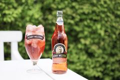 Henry Westons Vintage Rosé