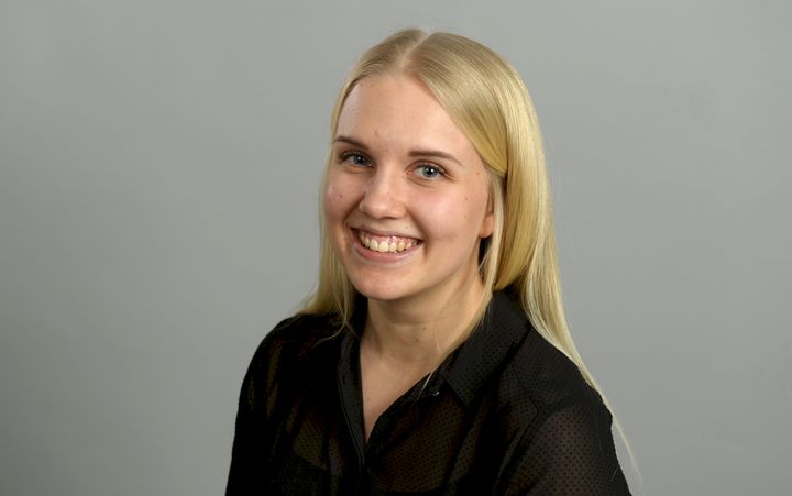 Kerttu Heikura odottaa innolla tutustumista australialaiseen elämäntyyliin. Kuvaaja Vesa Moilanen/Lehtikuva.