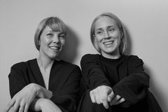 Studio Plentyn Anna Pirkola ja Kirsikka Simberg avaavat perjantaina ja lauantaina klo 12 Habitaren Yhdessä / Together -teemaa sekä ajatuksia tapahtumassa ensimmäistä kertaa nähtävän teemanäyttelyn takaa.