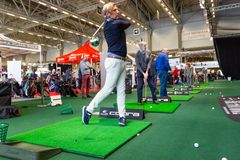 GoExpo Golfissa on lyöntiklinikoita ja tekniikkaopastusta. Kuva: Risto Wuolle, Messukeskus.