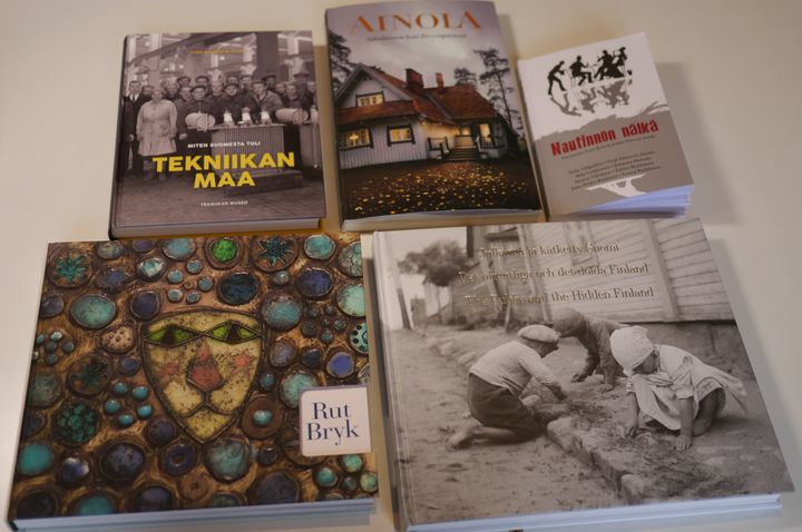 Vuoden museojulkaisu -finalistit: Tekniikan maa, Ainola, Nautinnon nälkä, Rut Bryk – Elämän taide ja Julkinen ja kätketty Suomi